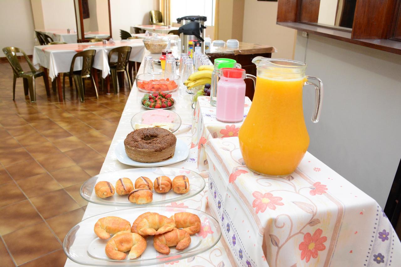 Hostal Ibiza Santa Cruz de La Sierra Buitenkant foto