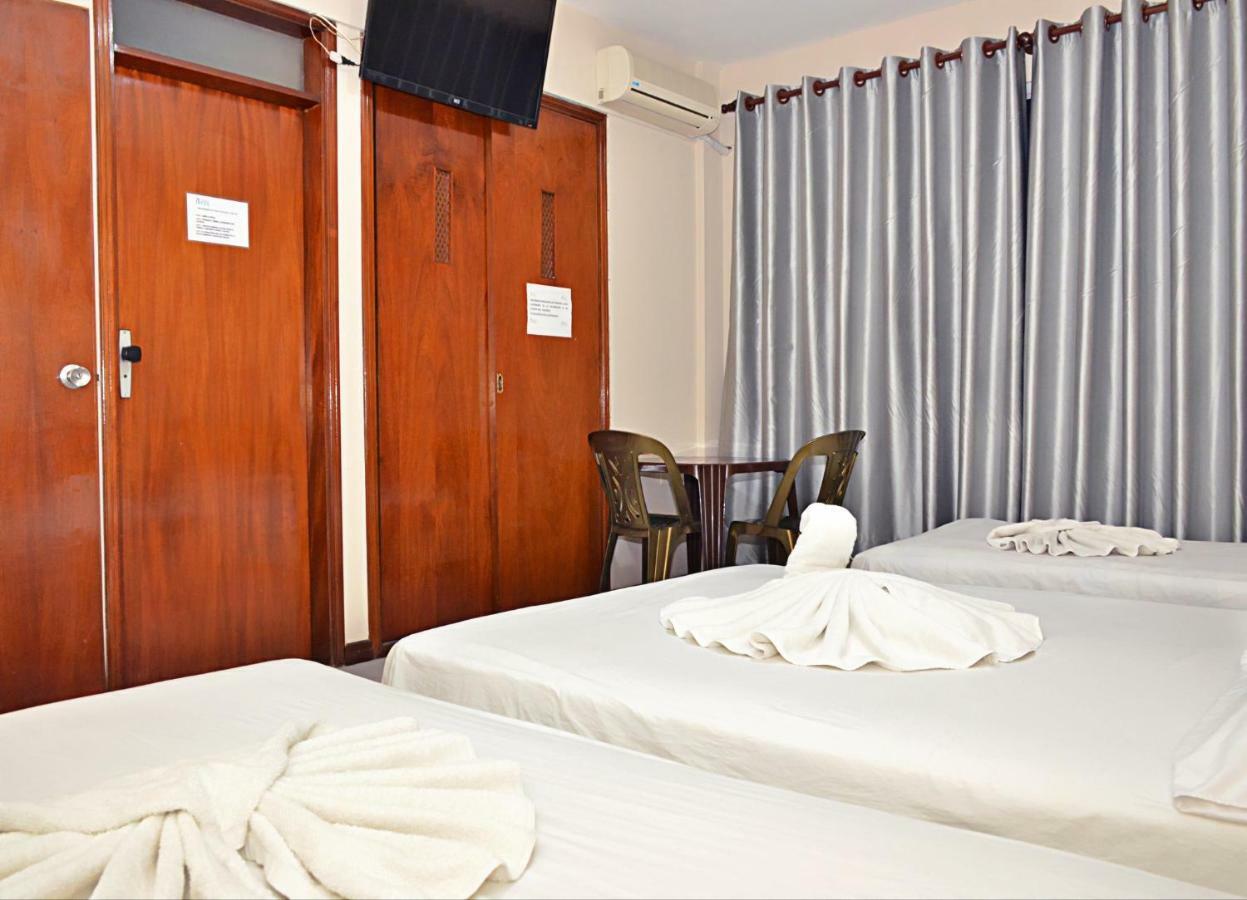 Hostal Ibiza Santa Cruz de La Sierra Buitenkant foto